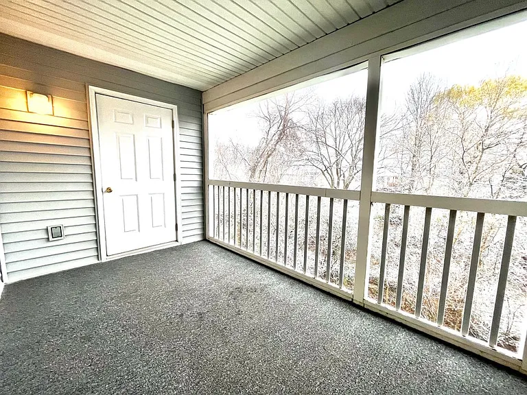 4417 Inverness St — Photo 20
