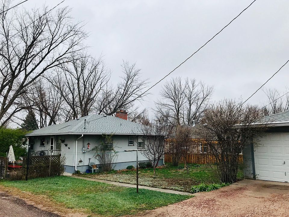 2nd image of 1331 N Foote Ave