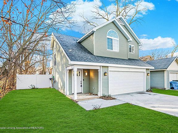 5th image of 832 E Shiawassee St