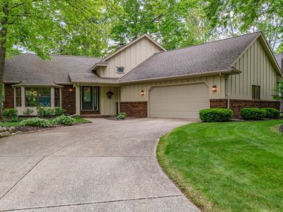 5701 Lantern Ln, Midland, MI, 48642