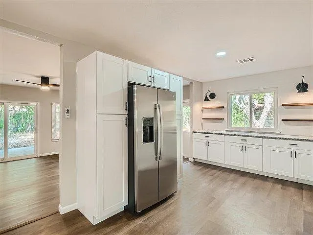 334 Shropshire Dr — Photo 10