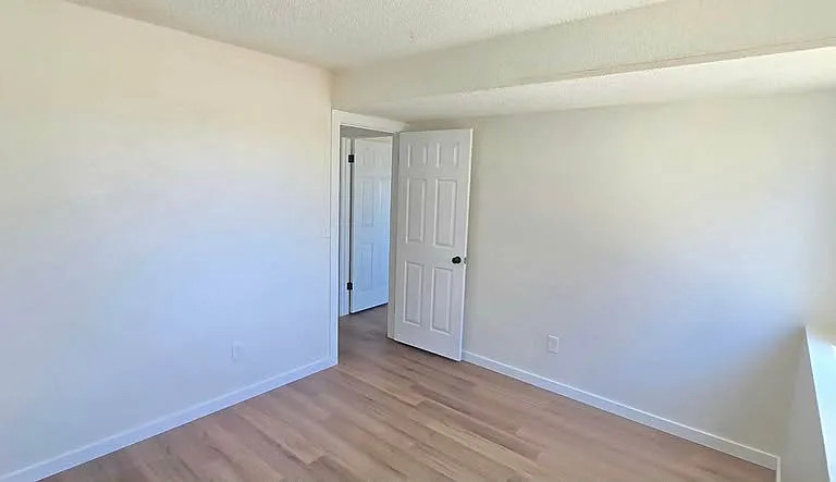 3375 Cochran Dr #B — Photo 22