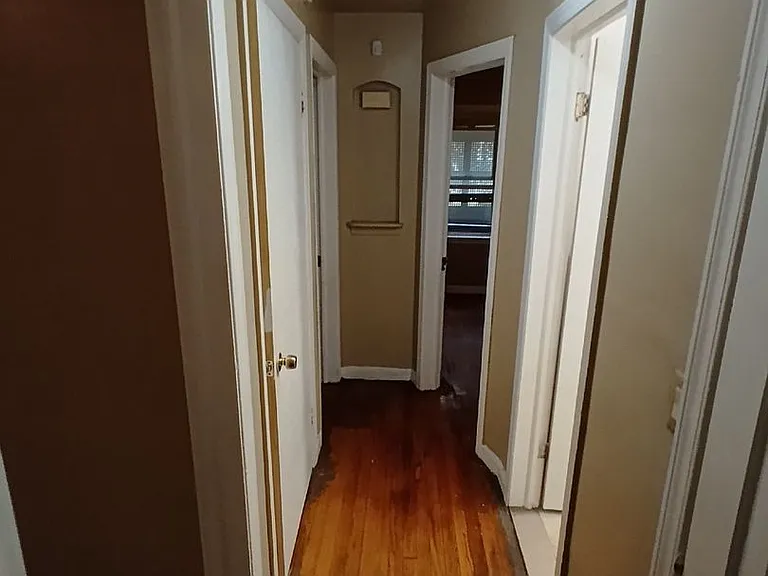 15421 Stout St — Photo 17