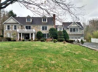 12 Old Mill Ln, Stamford, CT 06902