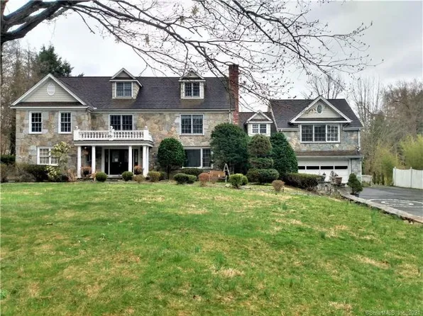 12 Old Mill Ln, Stamford, CT 06902
