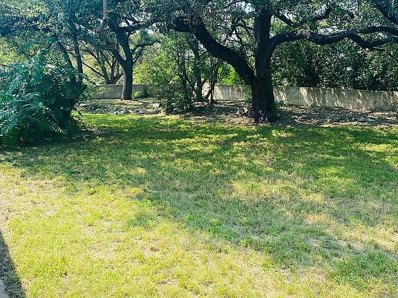 5th image of 8637 Mountain Crest Dr Ste B