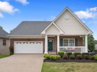 1005 Dunrobin Dr, Franklin, TN 37067