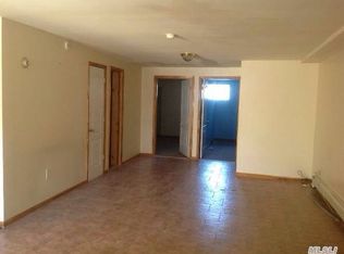 11411 Mexico St #1, Saint Albans, NY 11412