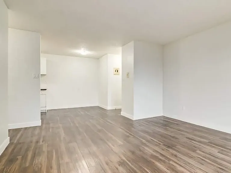 3005 56th Ave — Photo 18