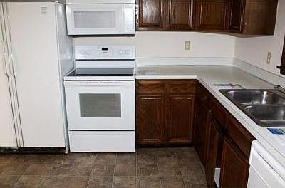 5th image of 7641 Riverdale Dr N