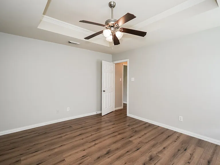 211 Dove Mdws — Photo 10