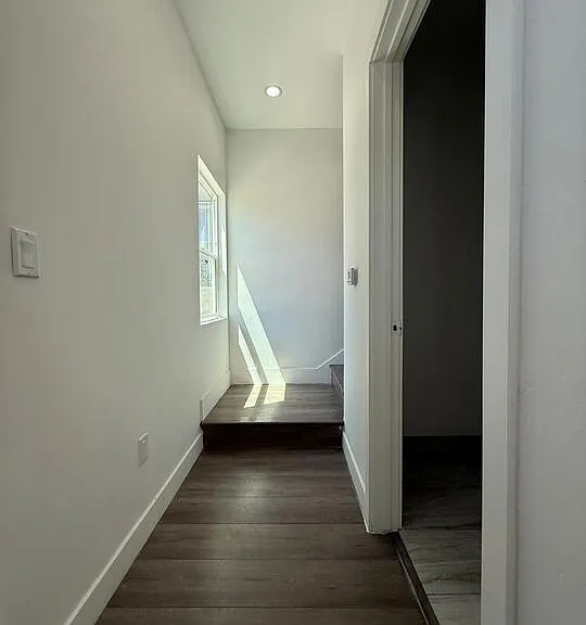 6744 Radford Ave — Photo 4