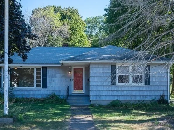 12 Pearl St, Gardner, MA 01440