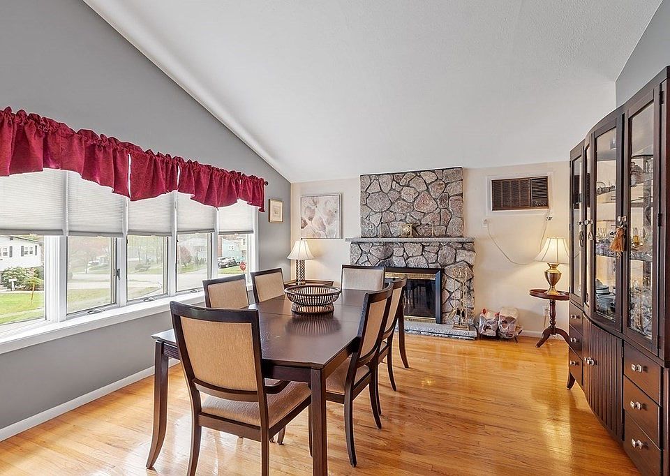 2 Eisenhower Rd, Peabody, MA 01960 Zillow