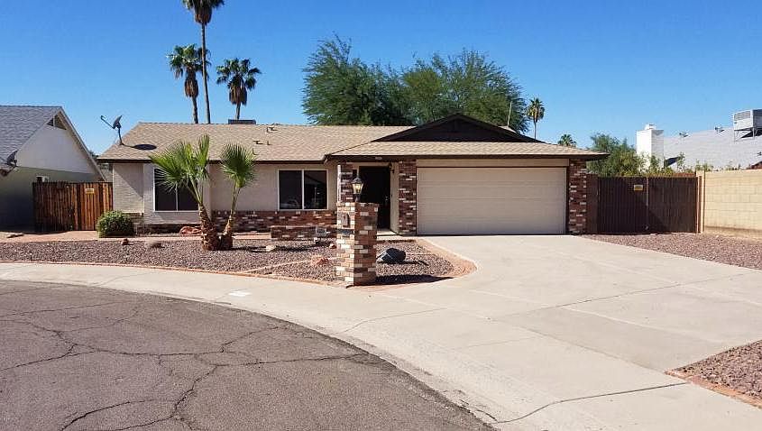 1st image of 8524 N 51st Ln