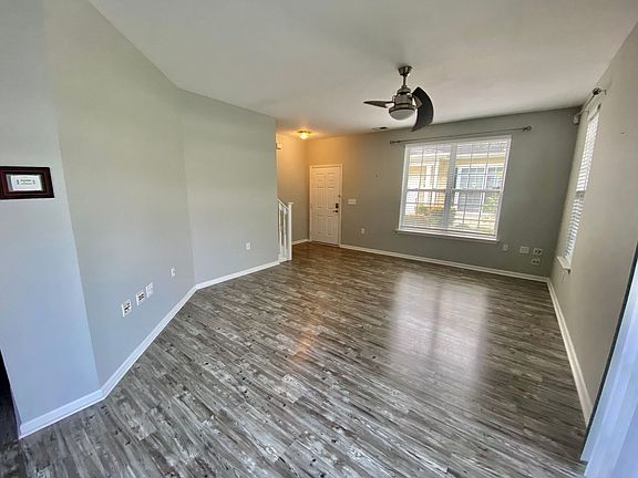 2nd image of 1024 Grace Hill Dr