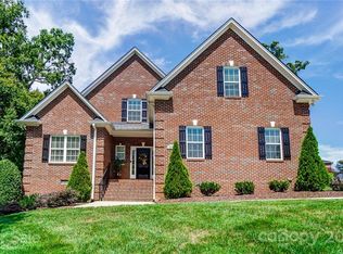 5517 Tillery Ln, Gastonia, NC 28056
