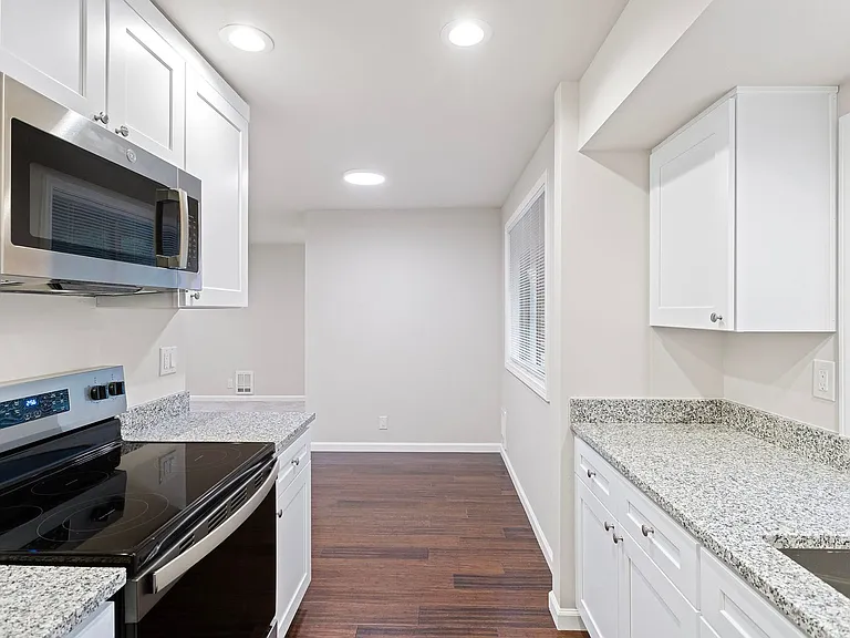 North Forest Apartments — Photo 8