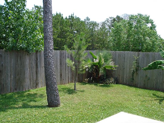 4th image of 3837 Armand Dr