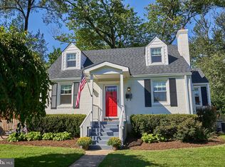 6726 Chestnut Ave, Falls Church, VA 22042