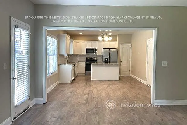 5591 Hickory Stone Dr — Photo 8