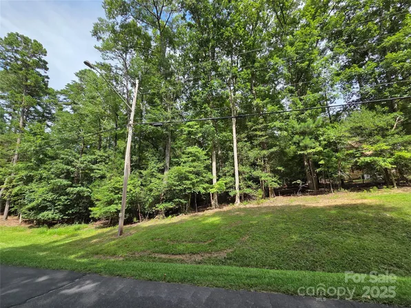 242 Creswell Rd, Mount Gilead, NC 27306