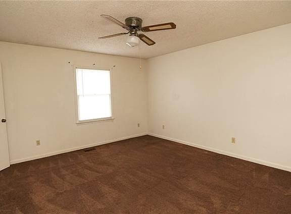 5th image of 355 W 15th St