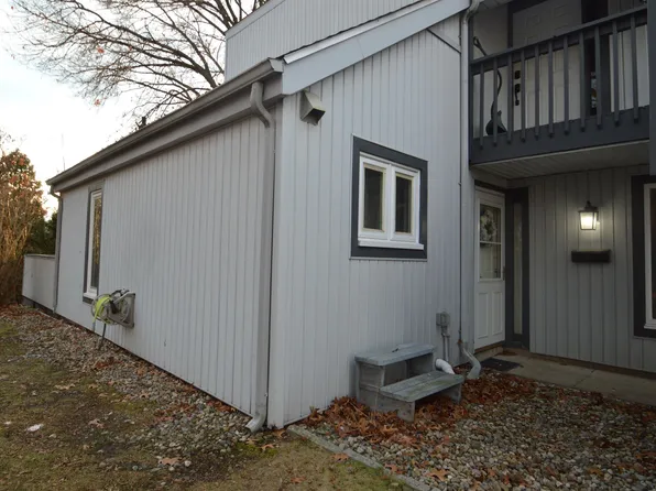 53455 Stoneridge St APT A, South Bend, IN 46637
