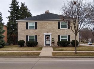 8635 W Center St, Milwaukee, WI 53222