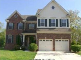 9603 Huxley Dr, Lanham, MD 20706