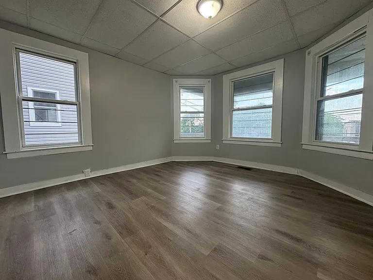 40 Dikeman St #1 — Photo 10