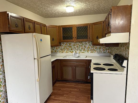 4th image of 497 Rogers Ave