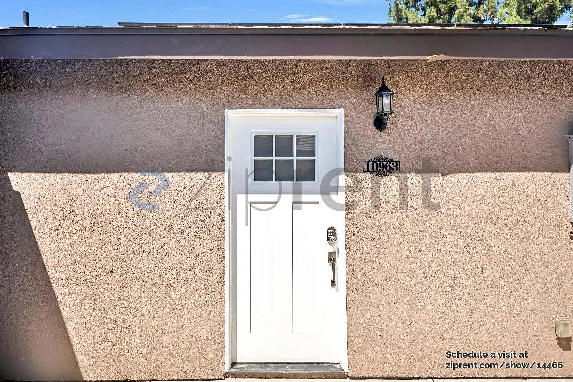 1 bed, 390 sqft, $2,000 — Photo 4