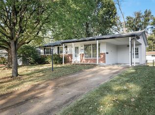 1545 Angelus Dr, Florissant, MO 63031