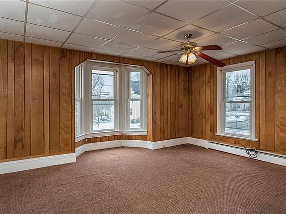 4th image of 66 Clinton St