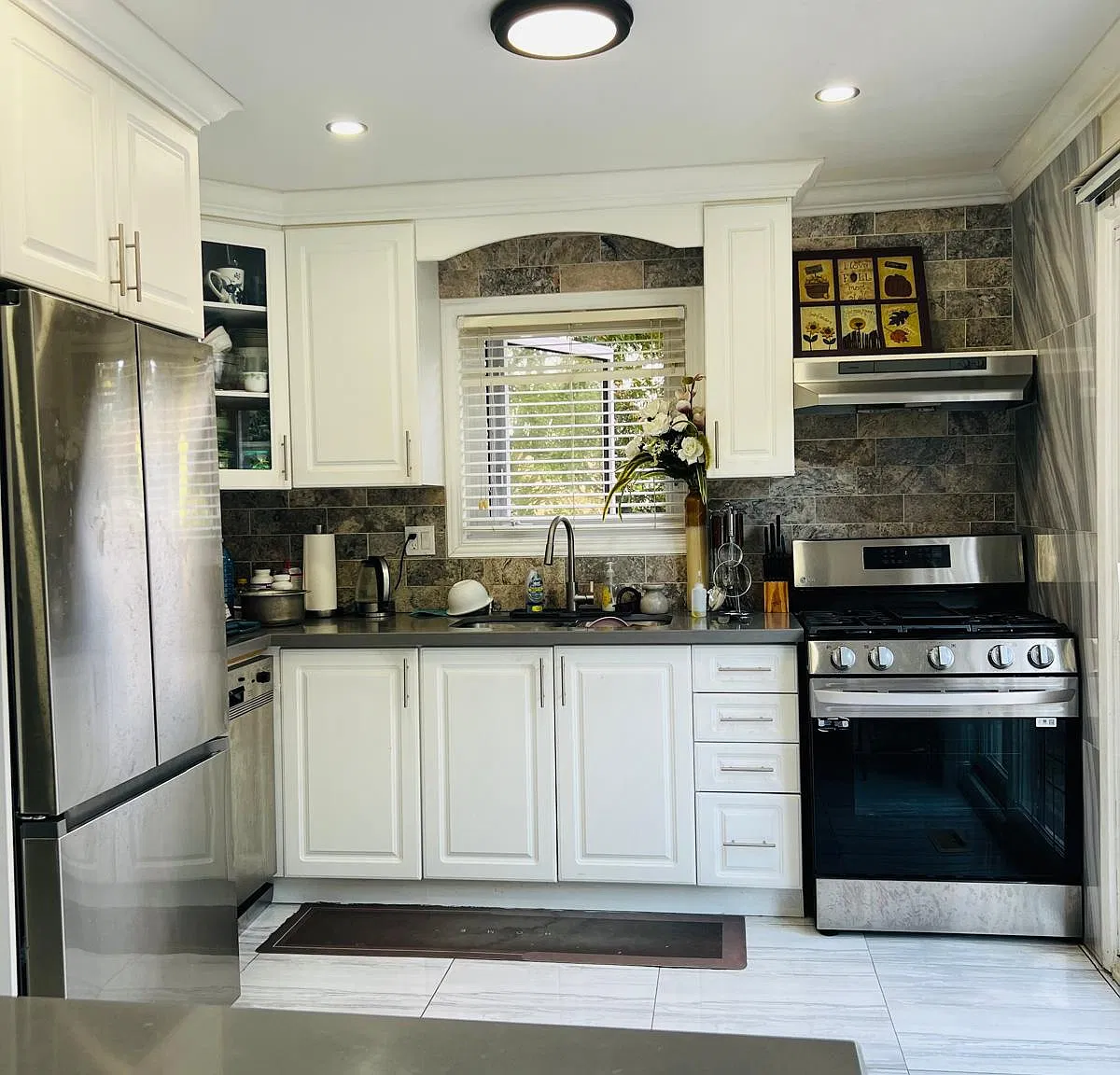 6335 Plowmans Heath Dr — Photo 3