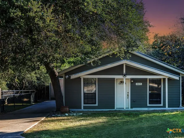 445 Scenic Hills Dr, Canyon Lake, TX 78133