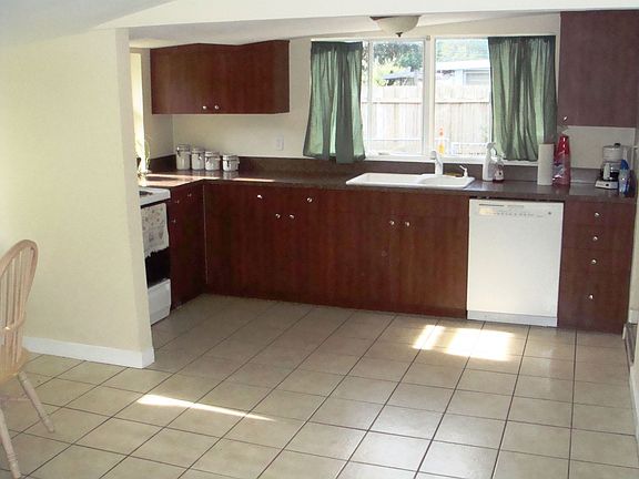 2nd image of 106 Sherry Ave