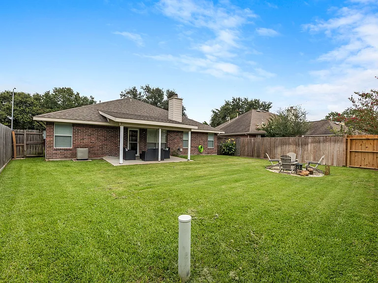 14807 Fairway Square Dr — Photo 37