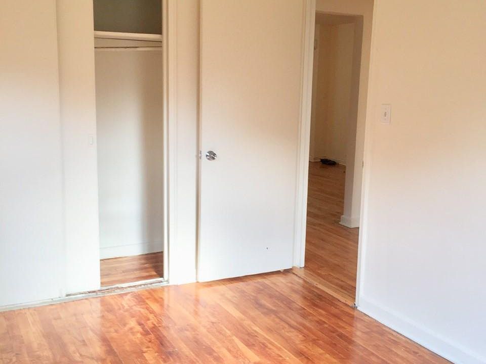 1st image of 216 77th Ave #1