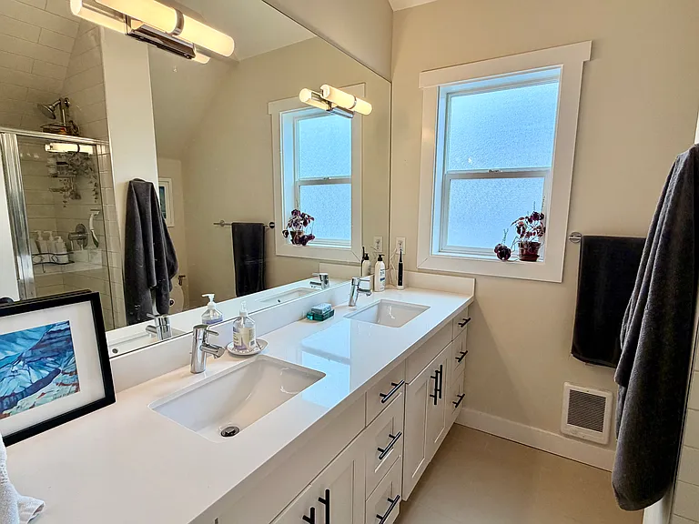 1609 E Columbia St #4 — Photo 12