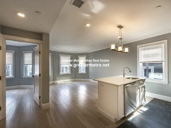 23 Winfield St #3, Boston, MA 02127