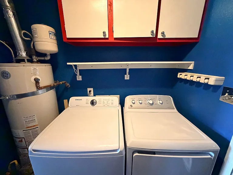 1862 Espee Ct — Photo 19