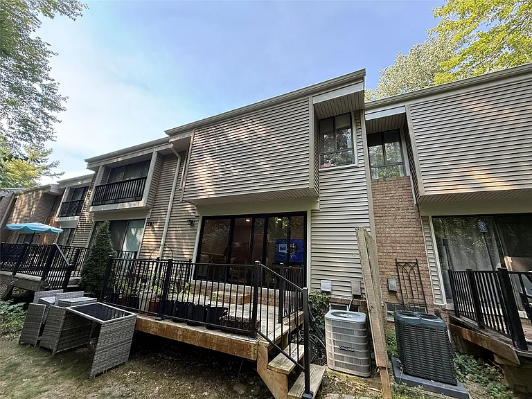 1403 Oakbrook E #93 — Photo 16