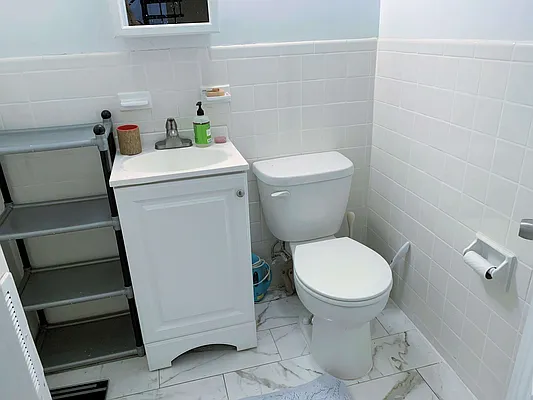 Rented by Joe Gotham LTD | media 19