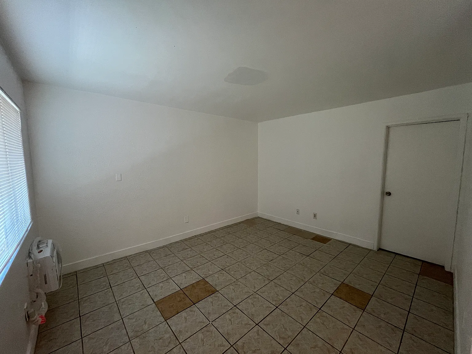 1 bed, 500 sqft, $1,195 — Photo 4