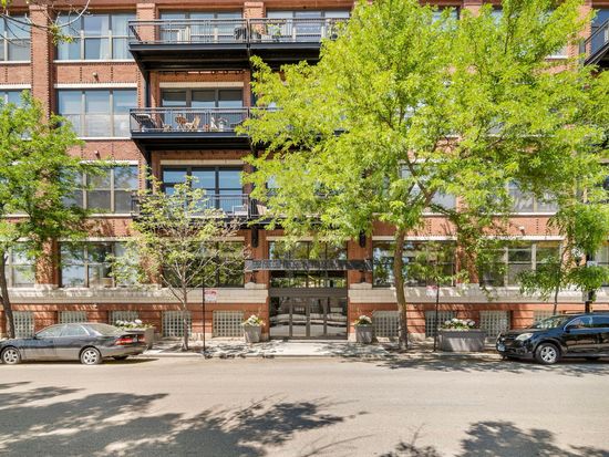 1040 W Adams St Unit 241, Chicago, IL 60607