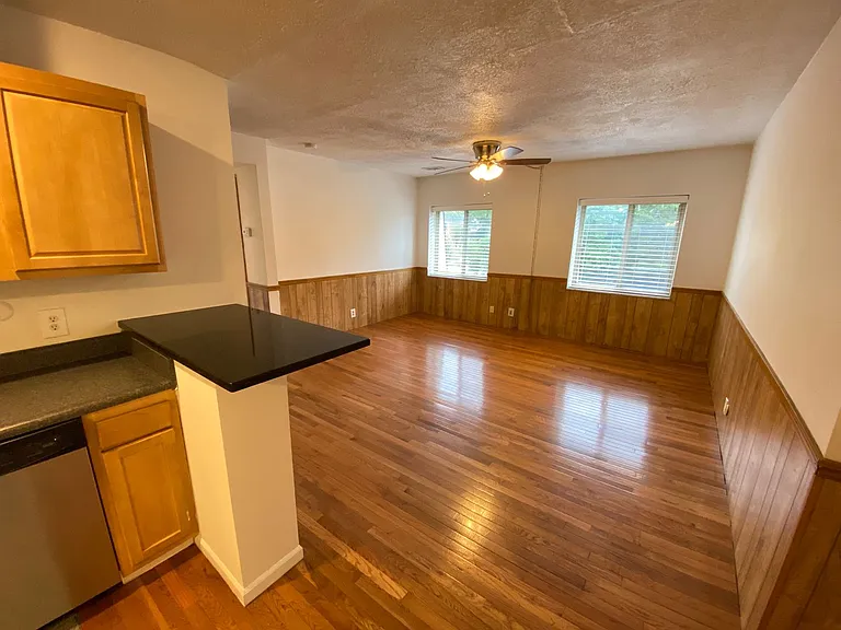 E 15th Ave 325 TPP — Photo 24