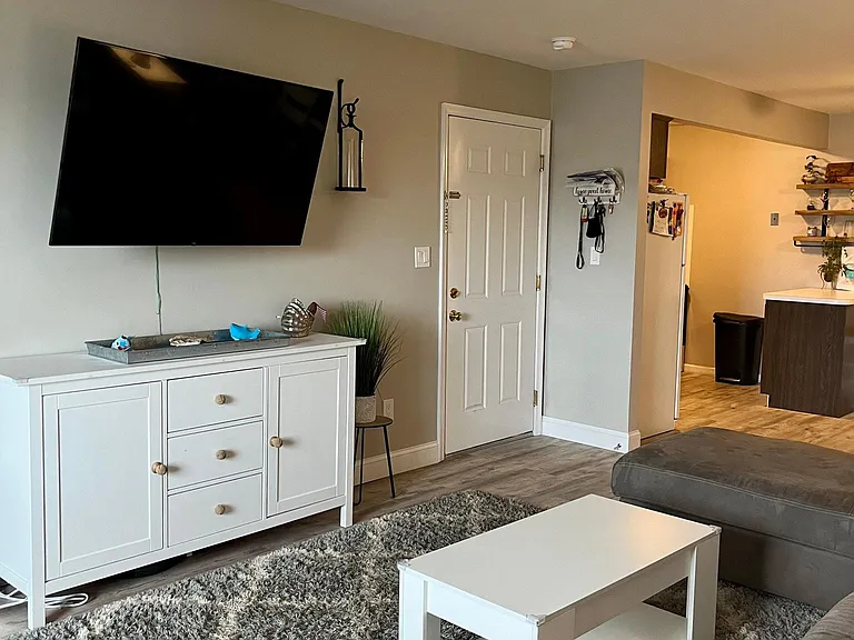 1382 Ocean Ave #B10 — Photo 10