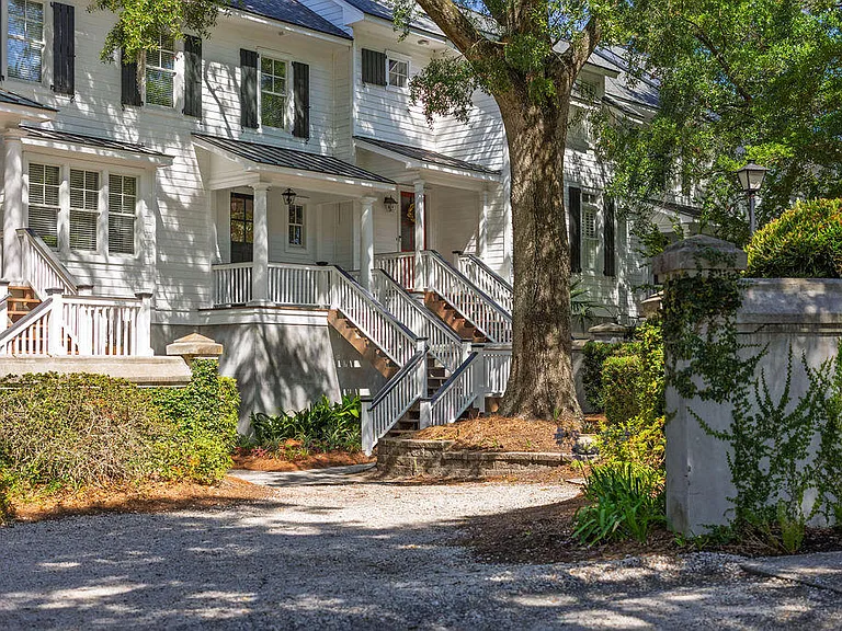 142 Wappoo Creek Dr #9 — Photo 1